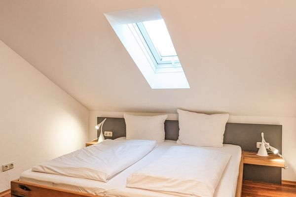 Ferienanlage Neuschwansteinblick Ferienwohnung 127 Ferienwohnungen in Füssen - Schlafzimmer