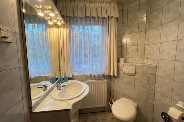  Buhne IV (OG)  - Badezimmer