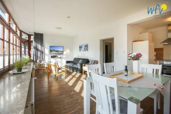 Wohnzimmer Villa van Harten Ferienwohnung Kaptain