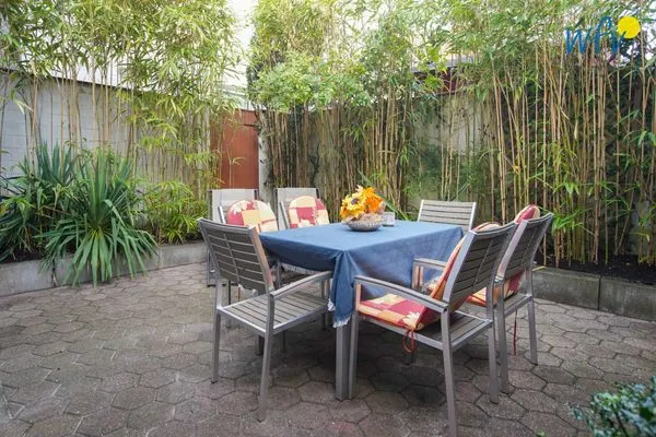 Terrasse Villa van Harten Ferienwohnung "Dollart-Prinzessin"