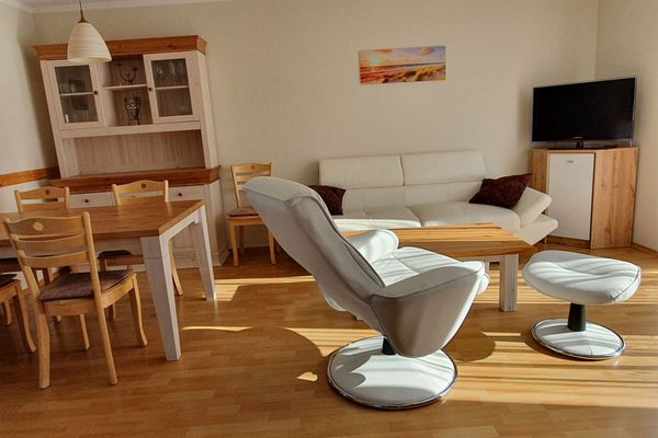  Birkenstraße 11a Wohnung 4 Zingst - Wohnzimmer