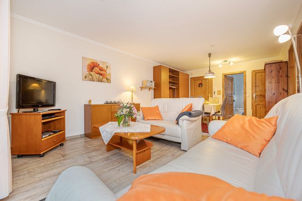  Birkenstraße 11a Wohnung 8 Zingst - Wohnzimmer