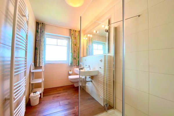 Boddenkieker Wohnung 20 Zingst - Badezimmer