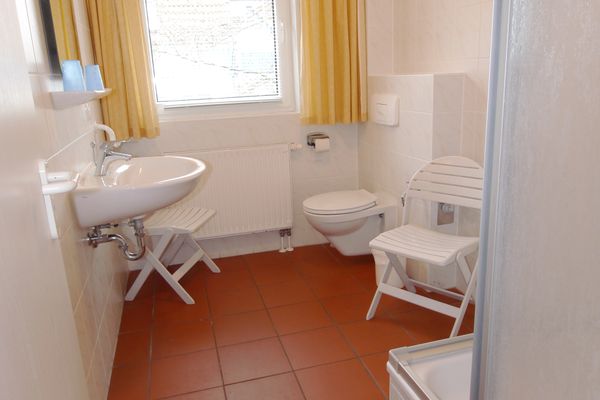Boddenkieker Wohnung 22 Zingst - Badezimmer