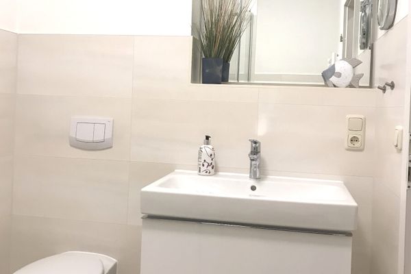  Fritz-Reuter-Straße 4 Wohnung de Strandläufer Zingst - Badezimmer