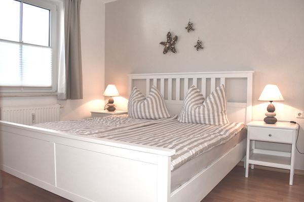 Fritz-Reuter-Straße 4 Wohnung de Strandläufer Zingst - Schlafzimmer