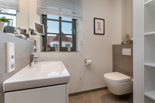 Zur Heiderose Haus 10 Kleine Flucht  - Badezimmer