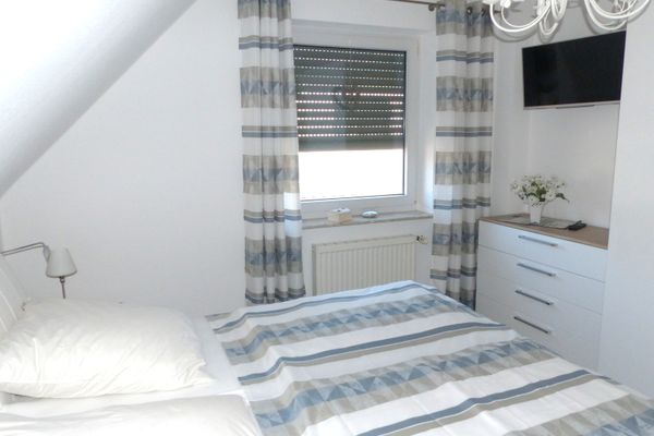  Wohnung Darßer Weg 10a  - Schlafzimmer