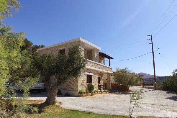 Main view  Petra-Mare 5