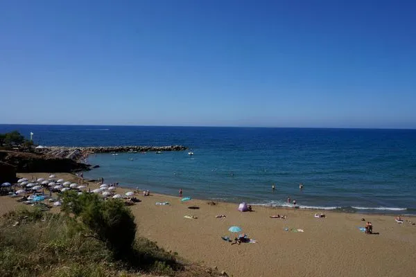 Beach of Panormos, ca. 16km away.  Radama A2