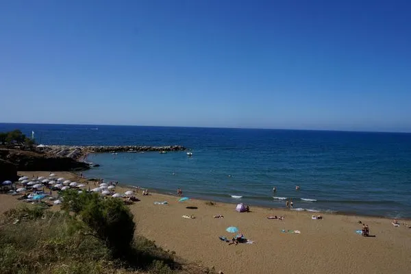 Beach of Panormos, ca. 16km away.  Radama A3