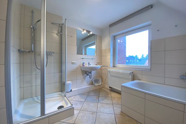  Haus Strandbär Dorf - Badezimmer