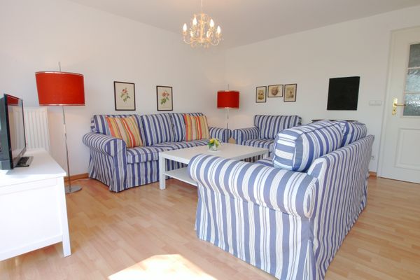  Straminke 14 Haus Strandidylle Zingst - Wohnzimmer