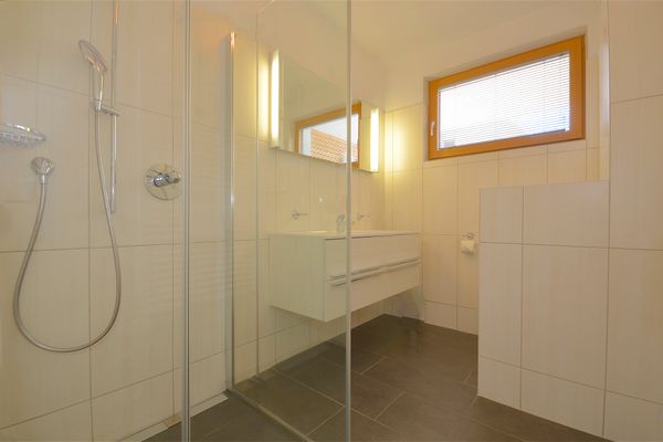  Sonnenhaus A Zell am See - Bathroom