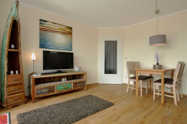  Hafenstrasse 22 Wohnung HafenSonne Zingst - Wohnzimmer