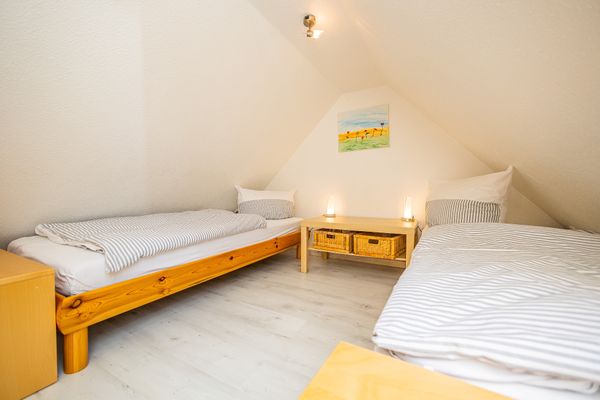 Wiesenstraße 23 Haus Hansi Zingst - Schlafzimmer