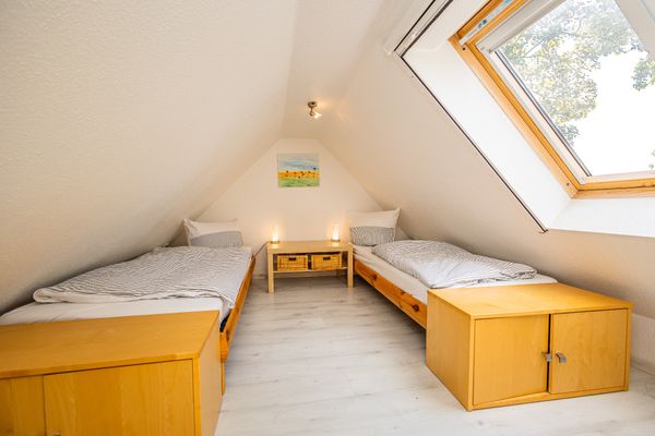  Wiesenstraße 23 Haus Hansi Zingst - Schlafzimmer