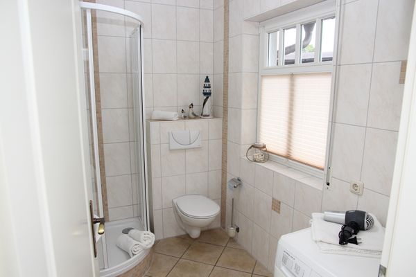  Strandstraße 4a Haus Alena Zingst - Badezimmer