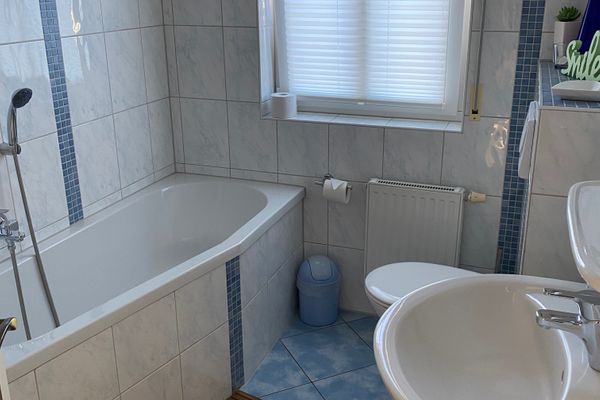  Strandstraße 4a Haus Alena Zingst - Badezimmer