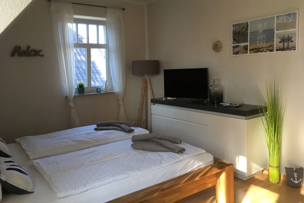  Strandstraße 4a Haus Alena Zingst - Schlafzimmer