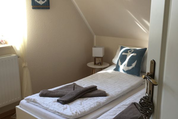  Strandstraße 4a Haus Alena Zingst - Schlafzimmer