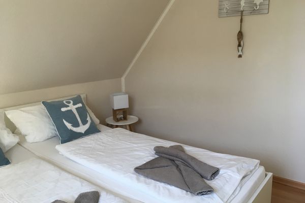  Strandstraße 4a Haus Alena Zingst - Schlafzimmer