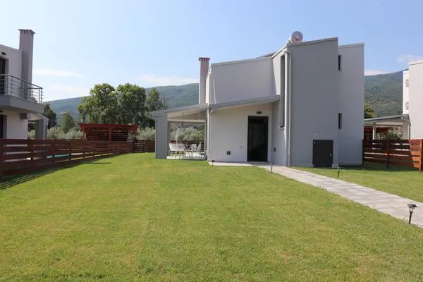 Hauptansicht  Olympus Paradise 3