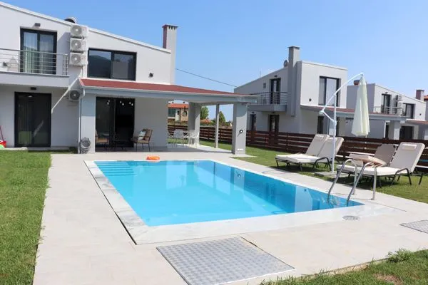 Hauptansicht  Olympus Paradise 3