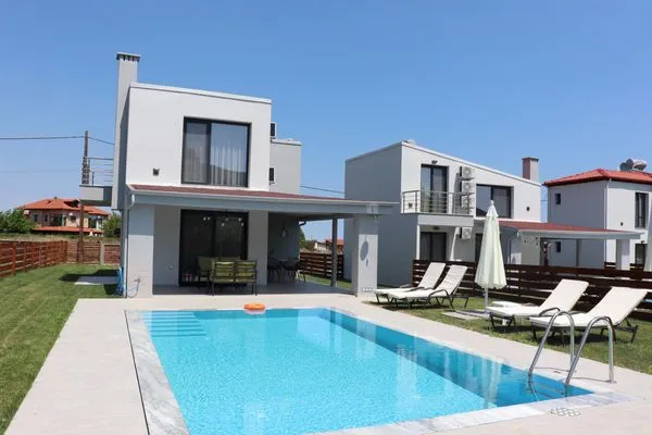 Hauptansicht  Olympus Paradise 4