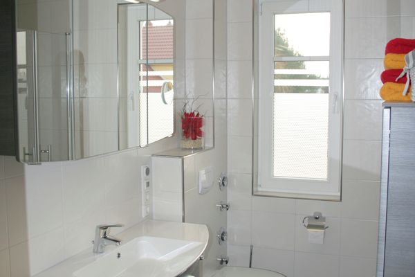  Lindenstrasse 6 Wohnung 4  - Badezimmer