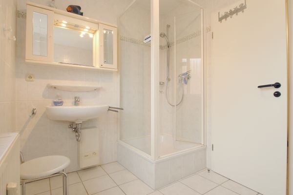  Klosterstrasse 14b Wohnung 5 Zingst - Badezimmer