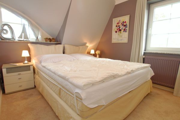  Mine-Heimat-Weg 13 Haus Kleine Möwe Zingst - Schlafzimmer