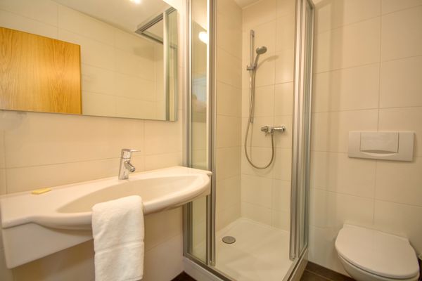 Aparthotel Select Top 4 Piesendorf - Bathroom