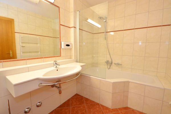 Aparthotel Select Top 11 Piesendorf - Bathroom