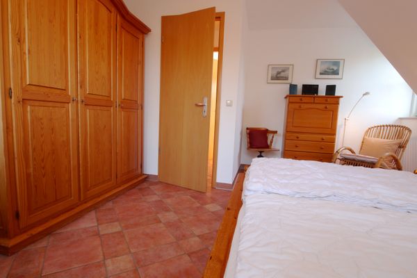  Kranichrast Haus 11 Zingst - Schlafzimmer