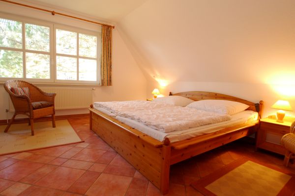  Kranichrast Haus 11 Zingst - Schlafzimmer