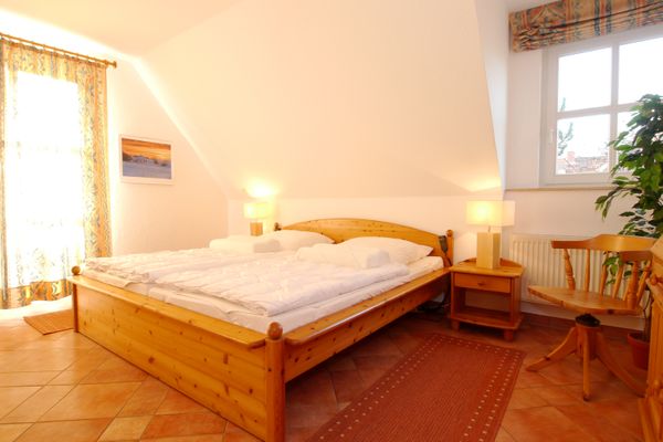  Kranichrast Haus 11 Zingst - Schlafzimmer