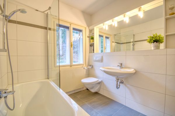  Mozart Apartment  3  - Bathroom