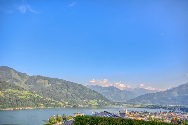 Lakeview Apartments Appartement Mountain Joy Zell am See - View of landmark