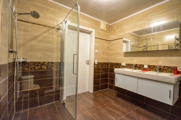 Lakeview Apartments Appartement Mountain Joy Zell am See - Bathroom