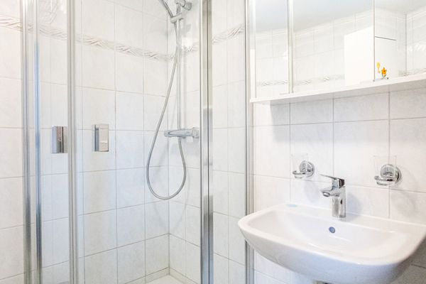  Störtebekerstrasse 10b Wohnung 4 Zingst - Badezimmer