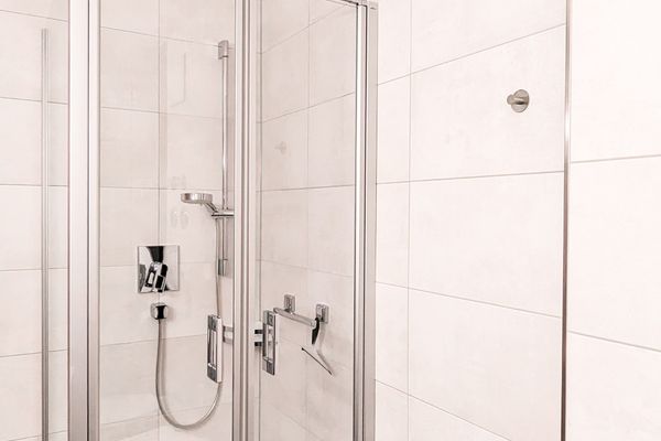  Ferienwohnung Eichhorn Ferienwohnungen in Schwangau - Badezimmer