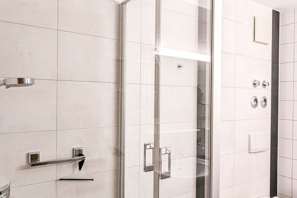  Ferienwohnung Eichhorn Ferienwohnungen in Schwangau - Badezimmer