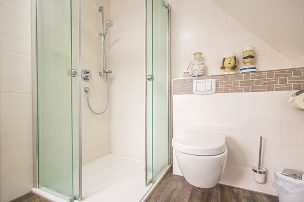 Anlage "Heimathafen" Haus Aurora Zingst - Badezimmer