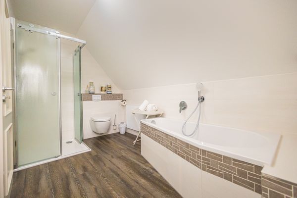 Anlage "Heimathafen" Haus Aurora Zingst - Badezimmer