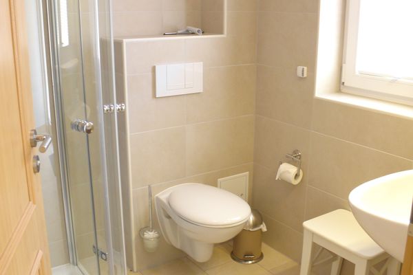 Störtebekerstrasse 10a Wohnung 2 Zingst - Badezimmer