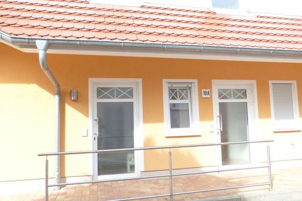 Störtebekerstrasse 10a Wohnung 2 Zingst - Fassade / Eingang