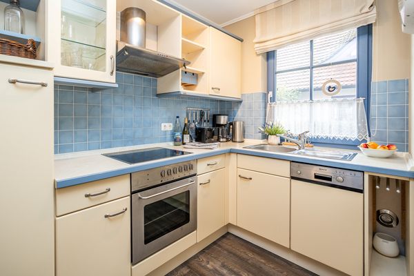 Anlage "Heimathafen" Haus Meerkönig Zingst - Küche / Küchenzeile