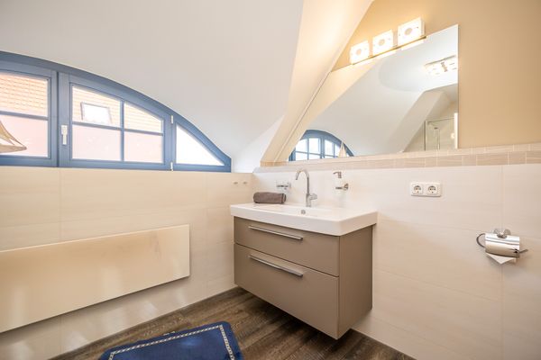Anlage "Heimathafen" Haus Meerkönig Zingst - Badezimmer