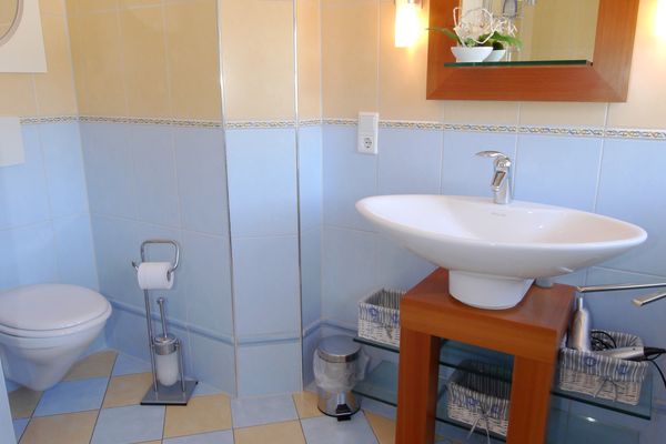  Müggenburger Weg 35  Wohnung oben rechts Zingst - Badezimmer